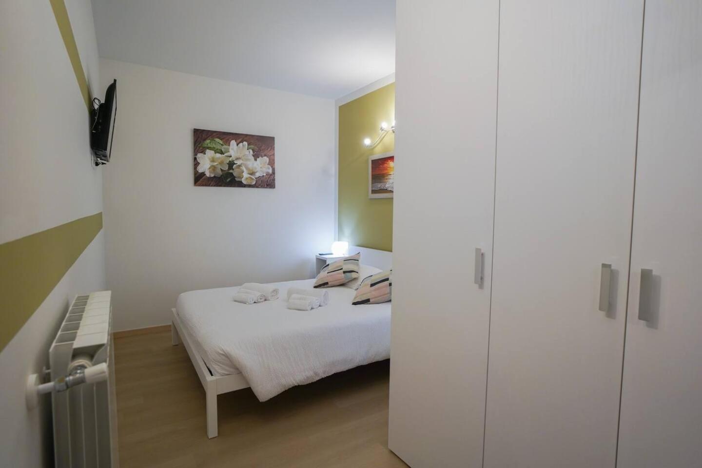 Gelsomino Suite Leonardo Academy, Mxp & Laghi Sesto Calende Buitenkant foto